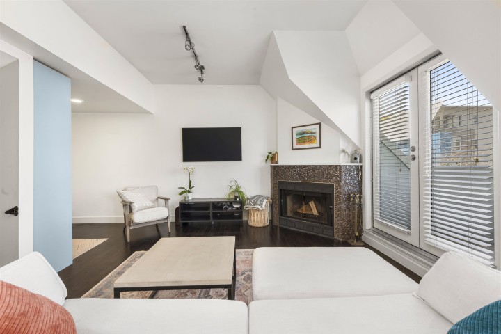 Photo 13 at 1858 W 1st Avenue, Kitsilano, Vancouver West