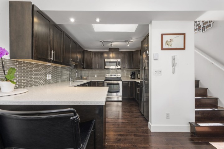 Photo 15 at 1858 W 1st Avenue, Kitsilano, Vancouver West