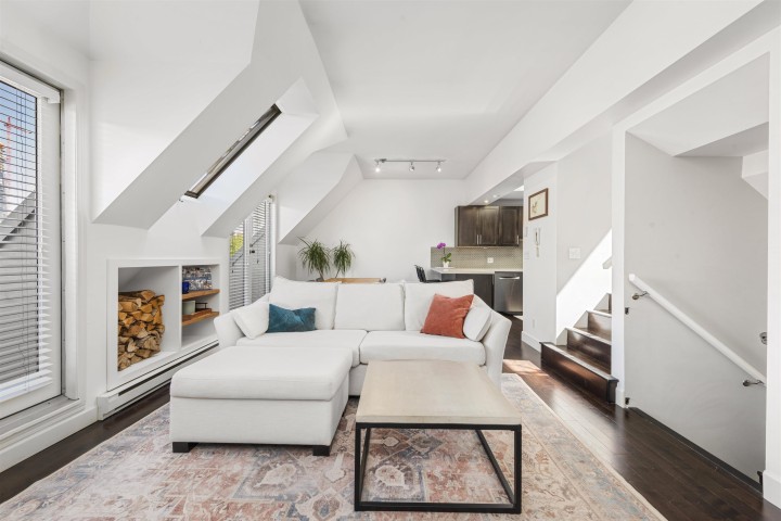 Photo 11 at 1858 W 1st Avenue, Kitsilano, Vancouver West