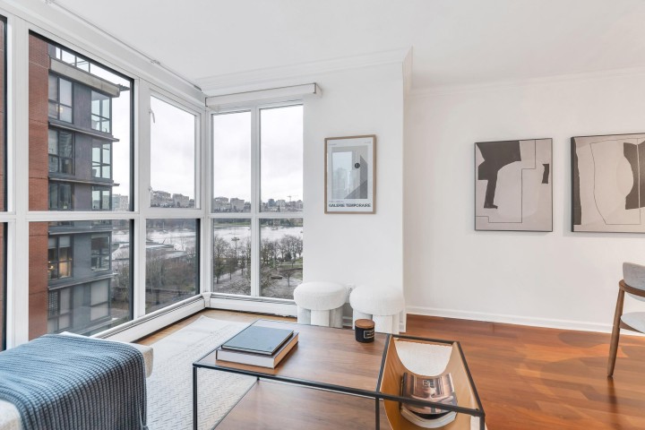 Photo 2 at 8A - 199 Drake Street, Yaletown, Vancouver West