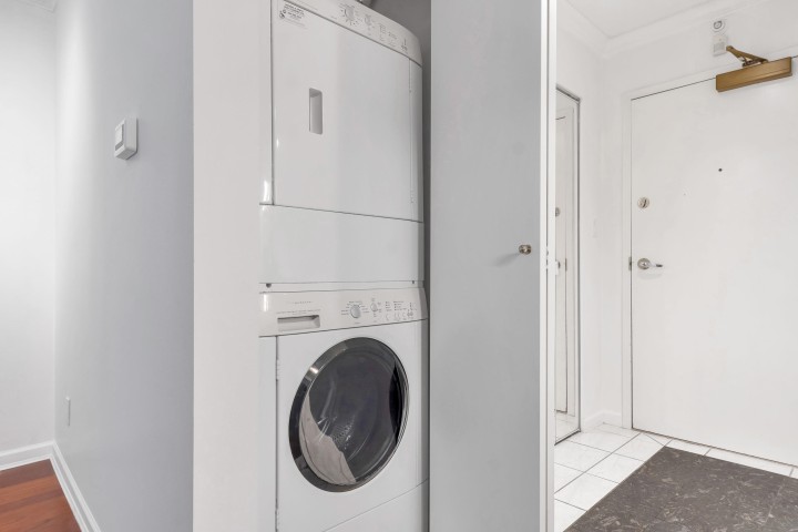 Photo 16 at 8A - 199 Drake Street, Yaletown, Vancouver West