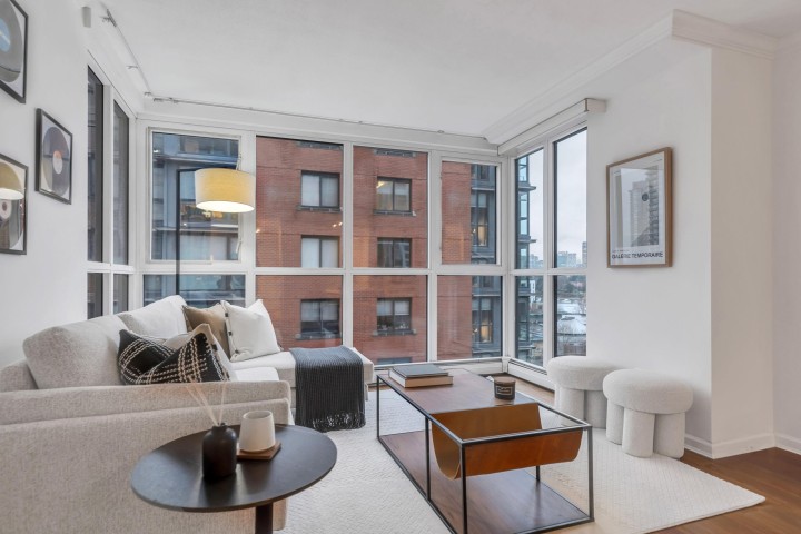 Photo 3 at 8A - 199 Drake Street, Yaletown, Vancouver West