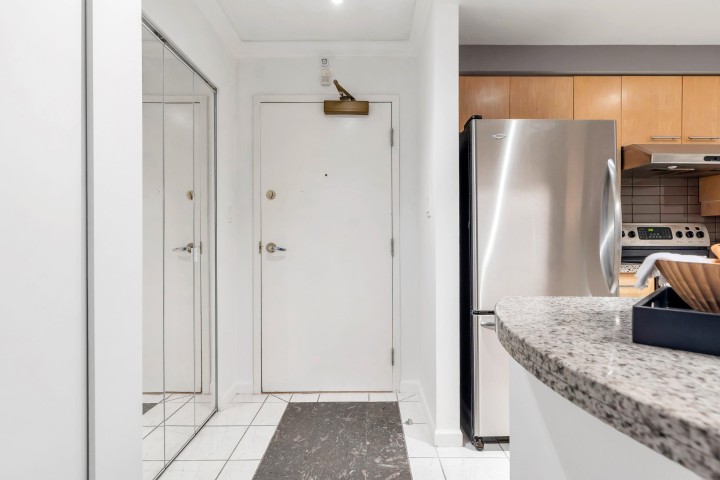 Photo 15 at 8A - 199 Drake Street, Yaletown, Vancouver West