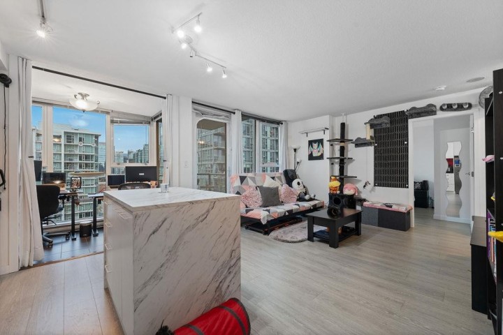 Photo 9 at 2205 - 111 W Georgia Street, Downtown VW, Vancouver West