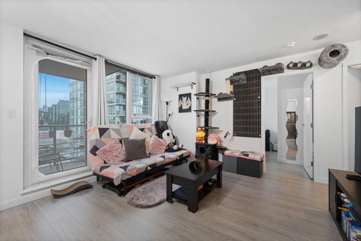 Photo 4 at 2205 - 111 W Georgia Street, Downtown VW, Vancouver West