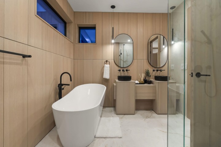 Photo 27 at 1066 Fulton Avenue, Sentinel Hill, West Vancouver