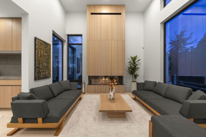 Photo 4 at 1066 Fulton Avenue, Sentinel Hill, West Vancouver