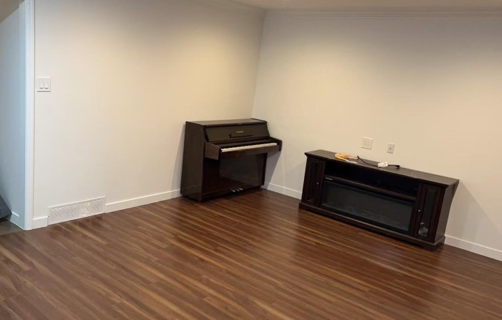 Photo 9 at 3161 E 15th Avenue, Renfrew Heights, Vancouver East