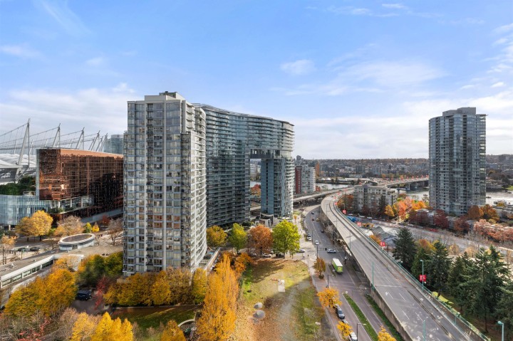 Photo 2 at 1902 - 989 Beatty Street, Yaletown, Vancouver West