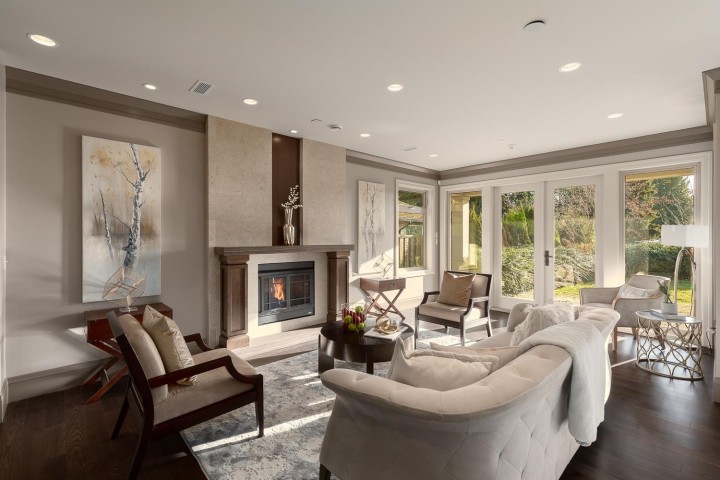 Photo 6 at 2566 Marine Drive, Dundarave, West Vancouver