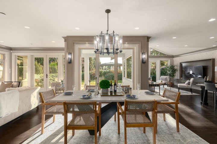 Photo 13 at 2566 Marine Drive, Dundarave, West Vancouver