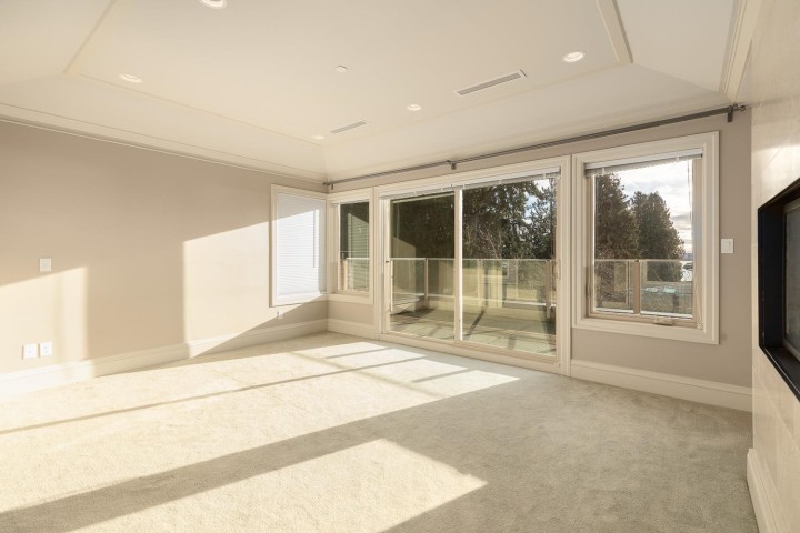 Photo 24 at 2566 Marine Drive, Dundarave, West Vancouver