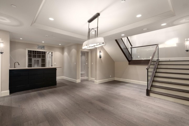 Photo 33 at 2566 Marine Drive, Dundarave, West Vancouver