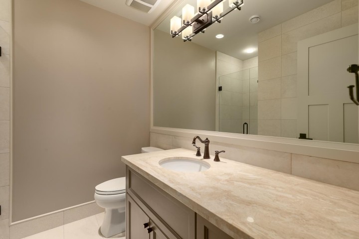 Photo 40 at 2566 Marine Drive, Dundarave, West Vancouver