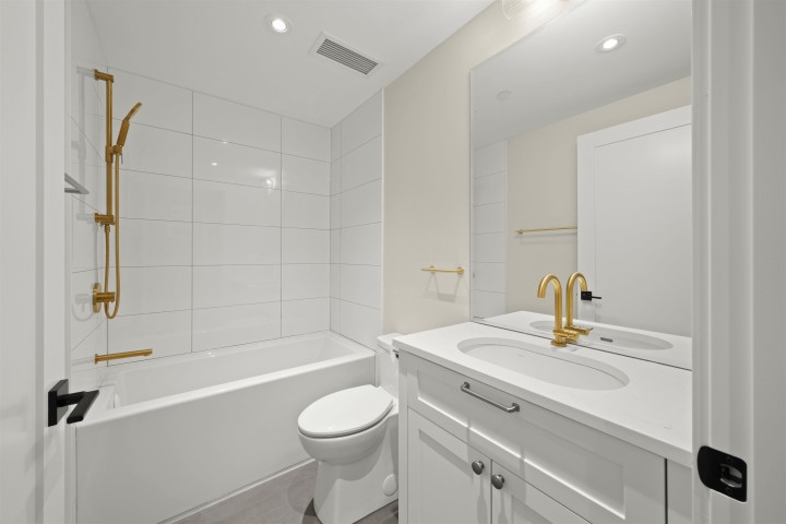 Photo 31 at 1458 W 45th Avenue, South Granville, Vancouver West