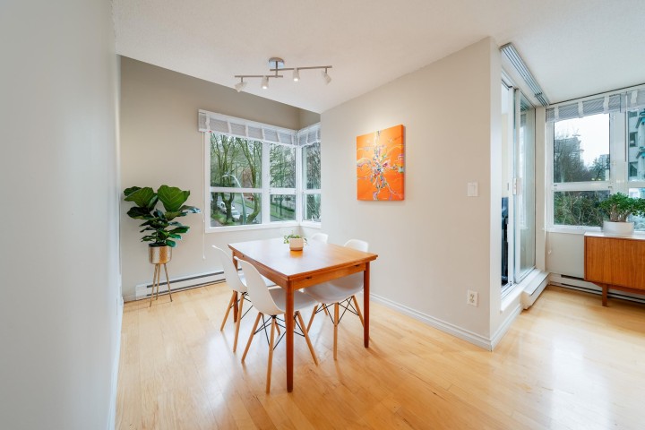 Photo 8 at 401 - 1406 Harwood Street, West End VW, Vancouver West