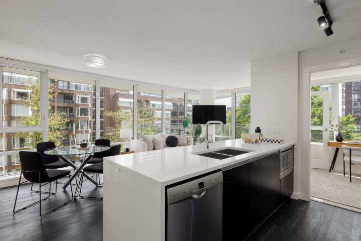 Photo 3 at 608 - 1009 Harwood Street, West End VW, Vancouver West