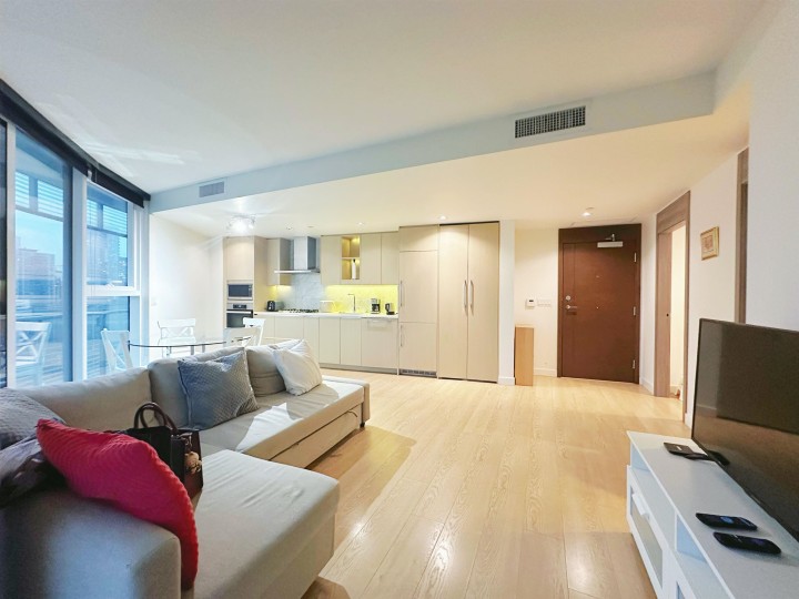 Photo 1 at 1505 - 89 Nelson Street, Yaletown, Vancouver West