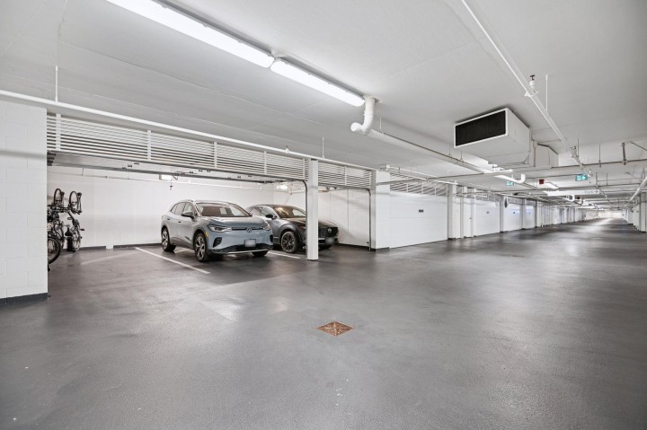 Photo 33 at 209 - 1355 Bellevue Avenue, Ambleside, West Vancouver