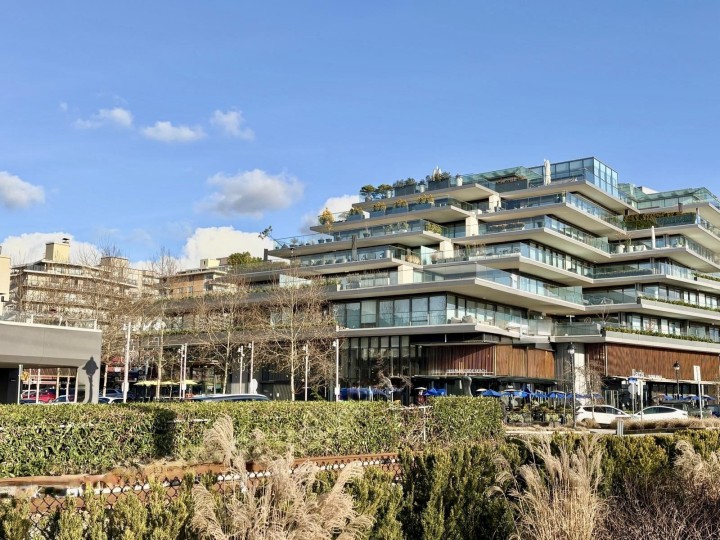 Photo 4 at 209 - 1355 Bellevue Avenue, Ambleside, West Vancouver