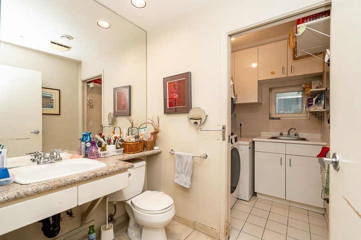 Photo 12 at 2443 W 47th Avenue, Kerrisdale, Vancouver West
