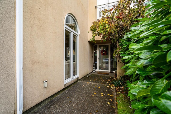 Photo 3 at 2443 W 47th Avenue, Kerrisdale, Vancouver West