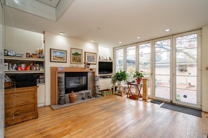 Photo 9 at 2443 W 47th Avenue, Kerrisdale, Vancouver West