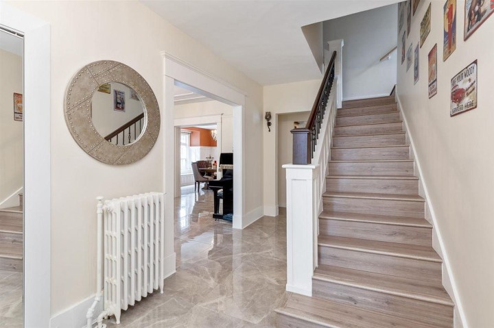 Photo 3 at 4318 W 11th Avenue, Point Grey, Vancouver West