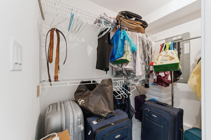 Photo 31 at 1725 Rosebery Avenue, Queens, West Vancouver