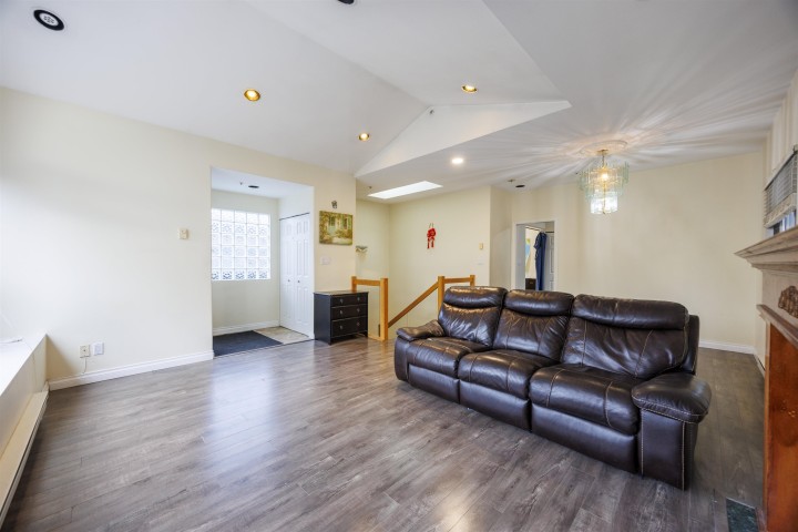 Photo 6 at 4774 Knight Street, Knight, Vancouver East