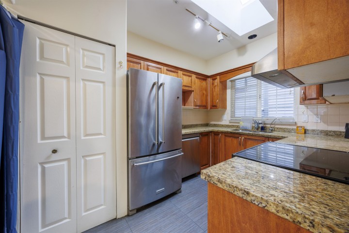 Photo 11 at 4774 Knight Street, Knight, Vancouver East