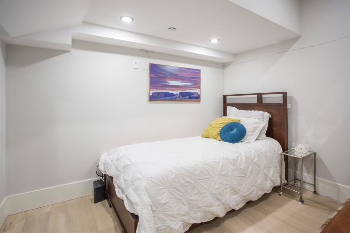 Photo 24 at 2 - 1152 Comox Street, West End VW, Vancouver West