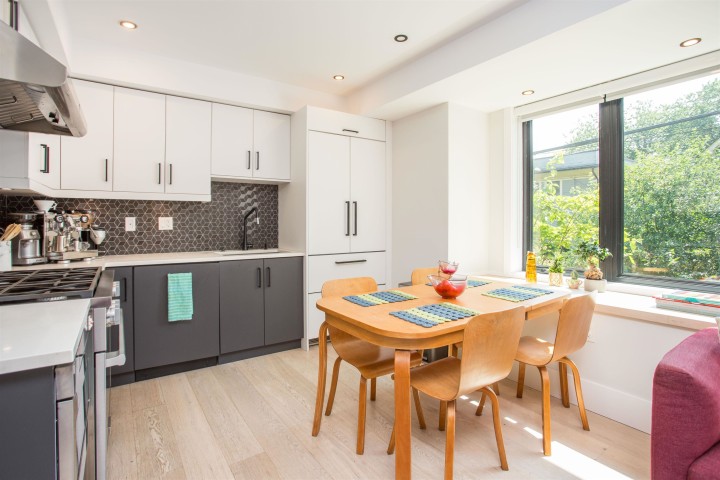 Photo 11 at 2 - 1152 Comox Street, West End VW, Vancouver West