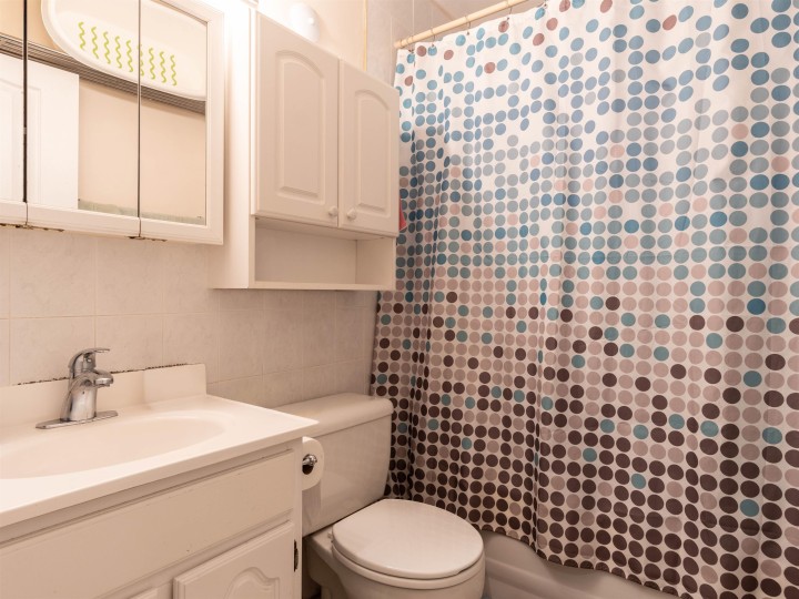 Photo 13 at 4458 Skeena Street, Renfrew Heights, Vancouver East