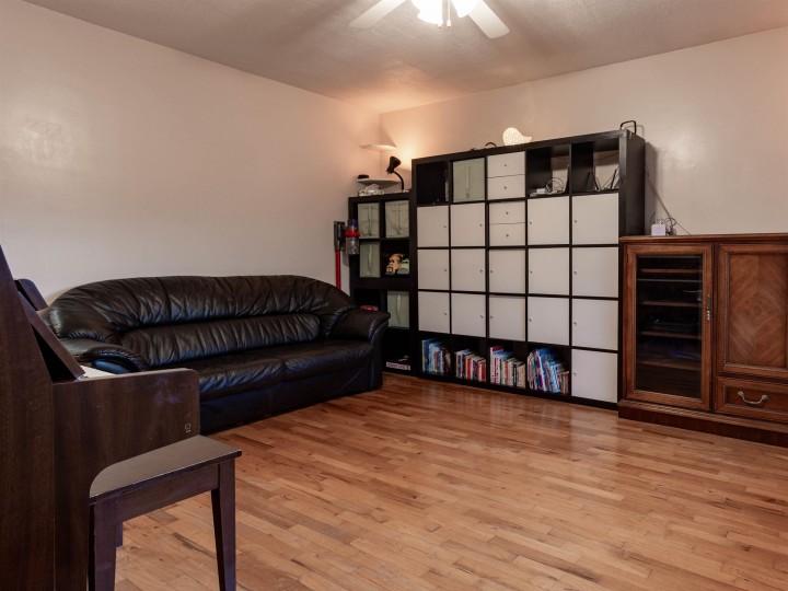 Photo 4 at 4458 Skeena Street, Renfrew Heights, Vancouver East
