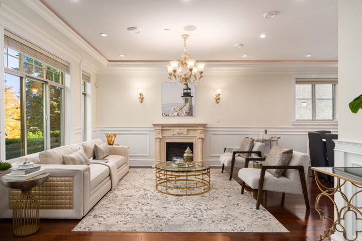 Photo 4 at 3716 W 17th Avenue, Dunbar, Vancouver West