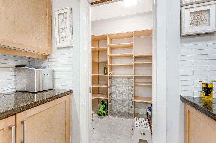 Photo 14 at 406 - 6328 Larkin Drive, University VW, Vancouver West