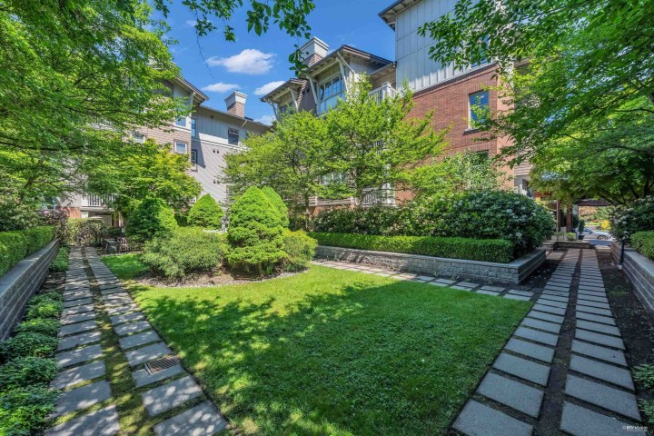 Photo 21 at 1305 - 4655 Valley Drive, Quilchena, Vancouver West