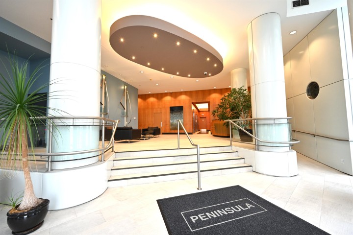 Photo 3 at 2002 - 1201 Marinaside Crescent, Yaletown, Vancouver West