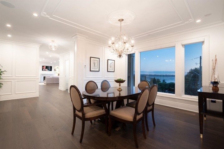 Photo 7 at 4135 Burkehill Place, Bayridge, West Vancouver