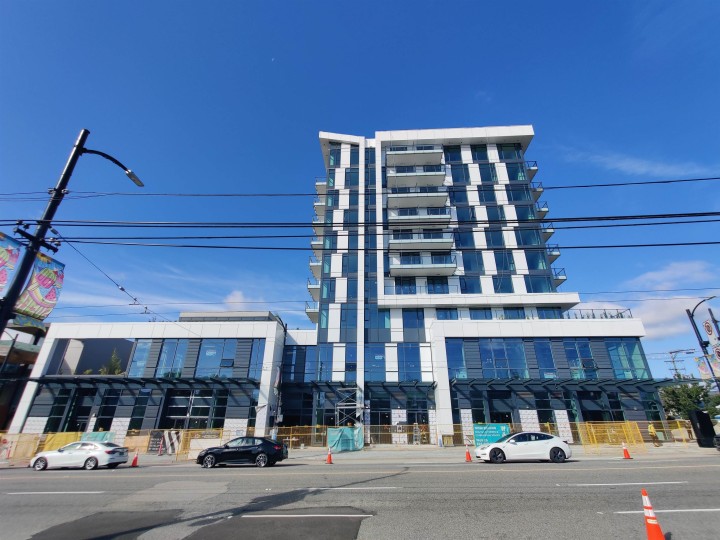 Photo 3 at 308 - 8415 Granville Street, S.W. Marine, Vancouver West