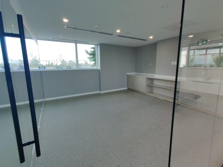 Photo 25 at 308 - 8415 Granville Street, S.W. Marine, Vancouver West