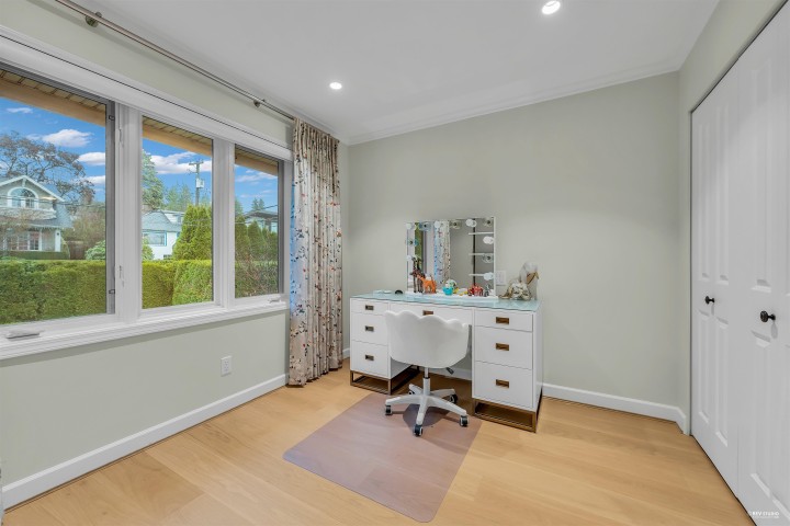 Photo 23 at 1578 Inglewood Avenue, Ambleside, West Vancouver