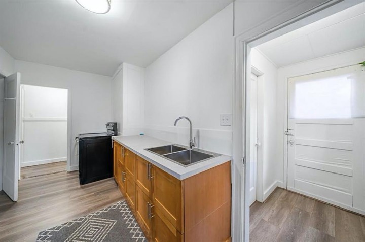 Photo 7 at 3694 W 16th Avenue, Dunbar, Vancouver West