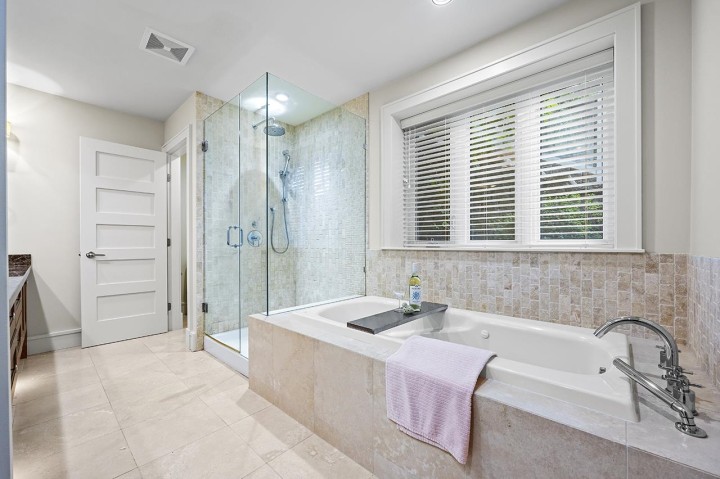 Photo 33 at 2546 Marr Creek Court, Whitby Estates, West Vancouver