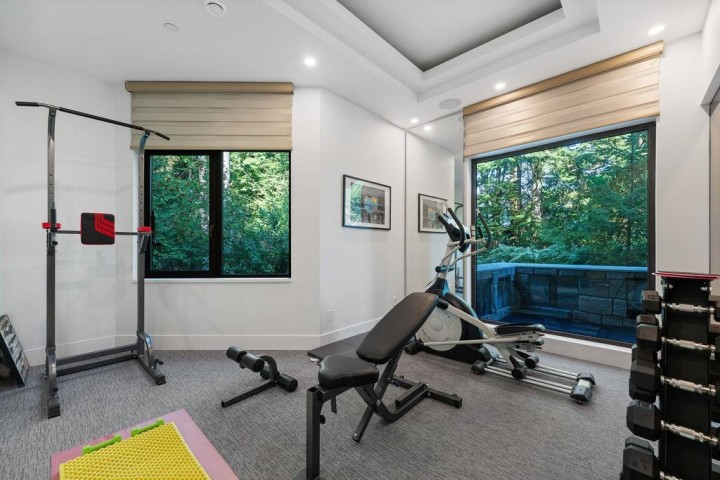 Photo 34 at 558 Glenross Road, Glenmore, West Vancouver