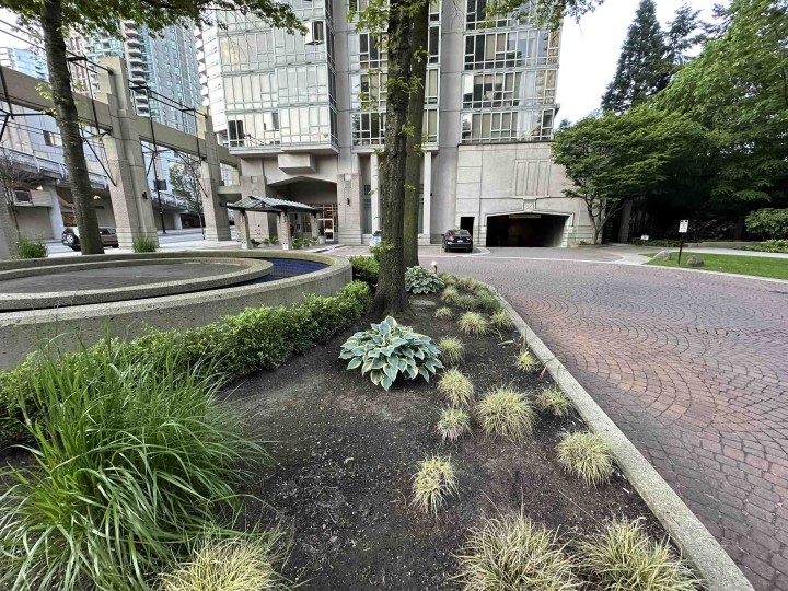 Photo 4 at 2506 - 930 Cambie Street, Yaletown, Vancouver West