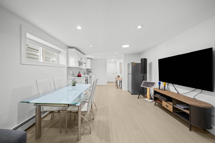 Photo 26 at 870 W 59th Avenue, Marpole, Vancouver West