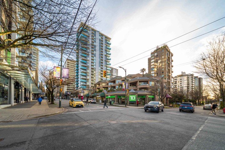 Photo 34 at 1403 - 1725 Pendrell Street, West End VW, Vancouver West