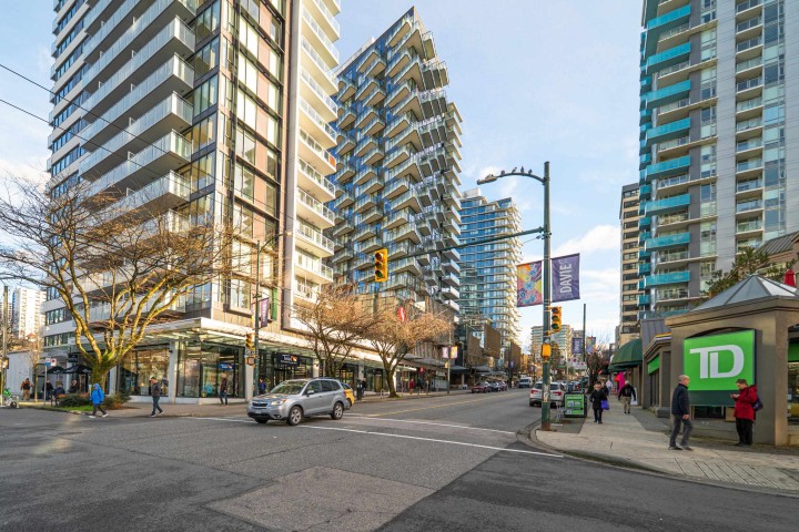 Photo 35 at 1403 - 1725 Pendrell Street, West End VW, Vancouver West